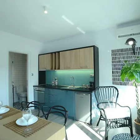 דירה Mazi Ptolemeon *